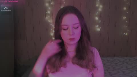 Kira online show from February 2025 12:08:02 AM