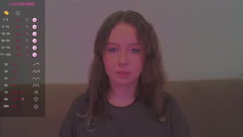 Kira online show from November 2025 12:26:01 PM