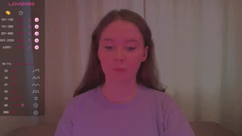 Kira online show from November 2025 11:43:01 AM