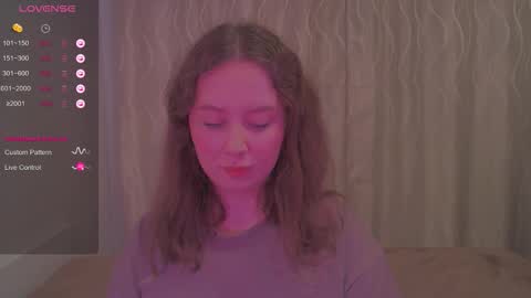 Kira online show from November 2025 11:46:01 PM