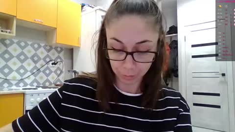 MIRANDA online show from November 2025 02:07:02 PM
