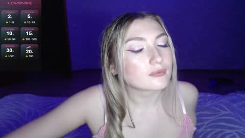 Mira online show from March 2026 07:10:01 PM