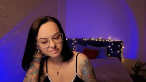 Snapshot of miraskyy chatting on May 2026 04:45:02 PM MiraSkyy online show from May 2026 04:45:02 PM