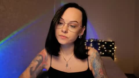 Snapshot of miraskyy chatting on May 2026 07:43:02 PM MiraSkyy online show from May 2026 07:43:02 PM