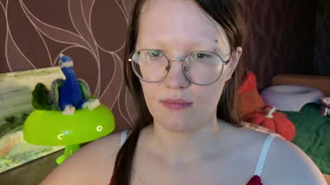 Snapshot of miriamor chatting on May 2026 07:37:02 AM Mira online show from May 2026 07:37:02 AM