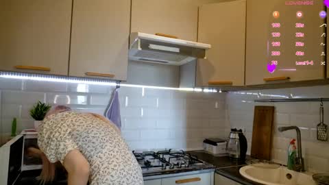 MisaMew online show from April 2026 12:06:02 PM