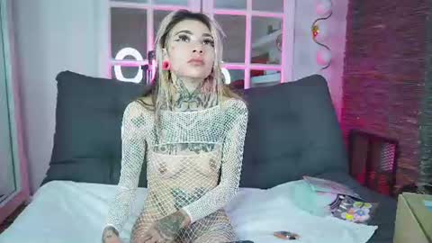 Snapshot of miss___angel chatting on June 2026 11:08:02 AM miss___angel online show from June 2026 11:08:02 AM