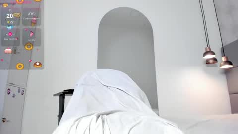 Amber  online show from February 2025 07:54:02 AM