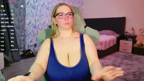 Anna online show from February 2025 07:38:02 PM