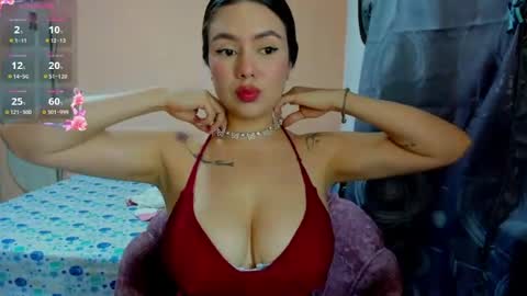 Snapshot of miss_crhys chatting on July 2026 03:38:01 PM Chryss online show from July 2026 03:38:01 PM