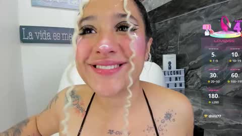 Danika online show from October 2025 11:11:01 AM