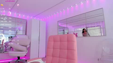 miss_diamond__ online show from April 2026 08:13:01 AM