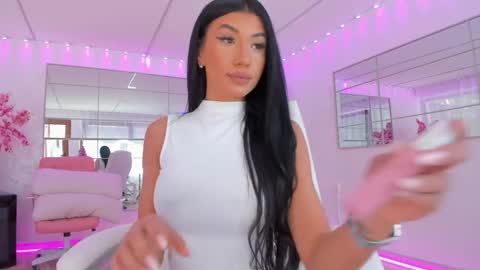 Snapshot of miss_diamond__ chatting on April 2026 07:50:02 AM miss_diamond__ online show from April 2026 07:50:02 AM