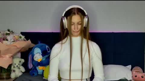 Emily online show from October 2025 05:57:01 PM