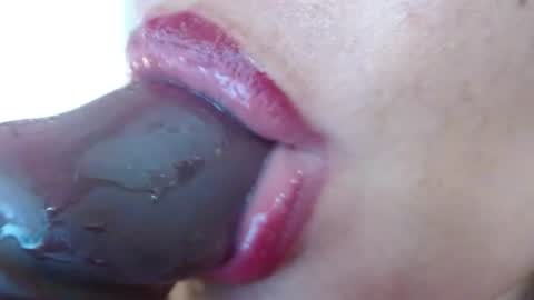 Snapshot of miss_evoleth2 chatting on June 2026 10:43:01 PM Miss Evoleth online show from June 2026 10:43:01 PM