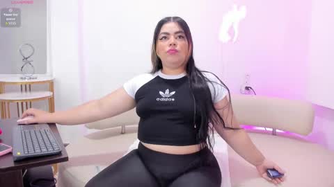 Francheska online show from September 2025 11:32:01 AM