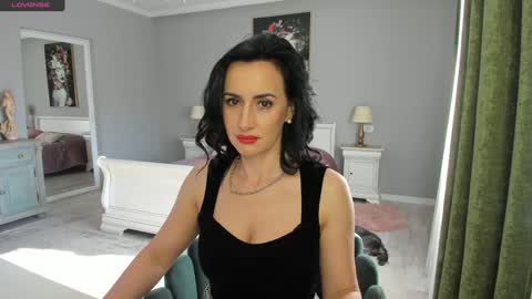 Snapshot of miss_giulia chatting on January 2025 09:59:02 AM Miss Giulia online show from January 2025 09:59:02 AM