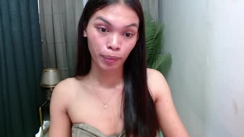 Snapshot of miss_jhes chatting on February 2026 04:00:02 PM Jhes online show from February 2026 04:00:02 PM