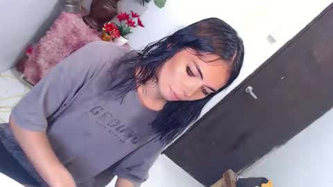 julie online show from April 2026 02:09:02 AM