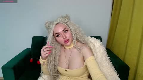 Snapshot of miss_kiten chatting on January 2025 07:29:02 PM miss_kiten online show from January 2025 07:29:02 PM