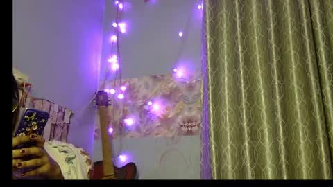 Snapshot of miss_mahi69 chatting on May 2026 06:57:01 PM Mahi online show from May 2026 06:57:01 PM