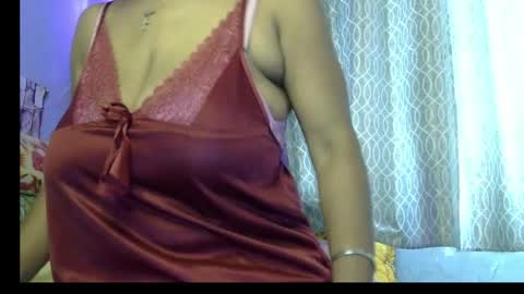 Snapshot of miss_mahi69 chatting on May 2026 04:31:01 AM Mahi online show from May 2026 04:31:01 AM
