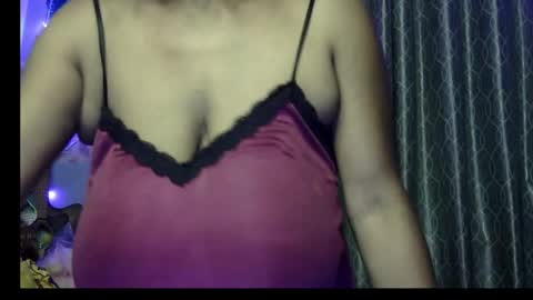 Snapshot of miss_mahi69 chatting on June 2026 06:14:01 PM Mahi online show from June 2026 06:14:01 PM
