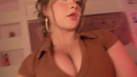 Melissa   online show from January 2025 01:35:01 PM