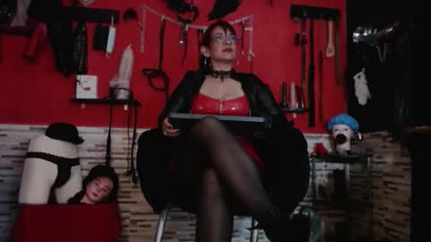 Mistress Miranda online show from November 2025 12:32:01 AM