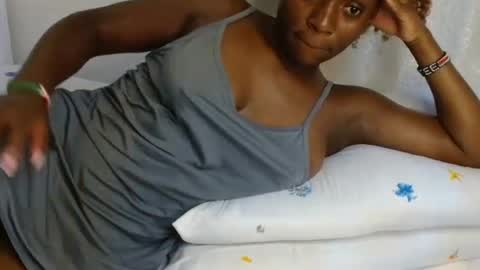 Snapshot of miss_monroee chatting on July 2026 10:59:02 PM monroe online show from July 2026 10:59:02 PM