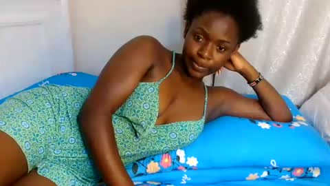 Snapshot of miss_monroee chatting on July 2026 01:24:02 PM monroe online show from July 2026 01:24:02 PM