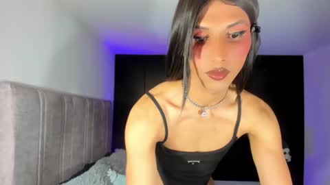 Snapshot of miss_myers chatting on July 2026 09:58:02 PM Goddess Myers thumb up is important for me kisses online show from July 2026 09:58:02 PM