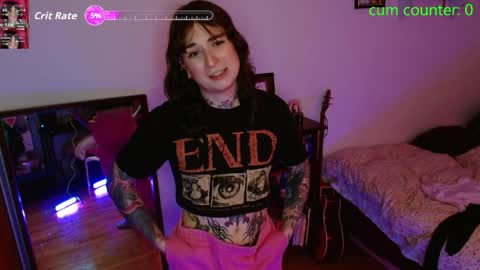 Snapshot of miss_raven_ts chatting on May 2026 07:33:01 PM Raven online show from May 2026 07:33:01 PM