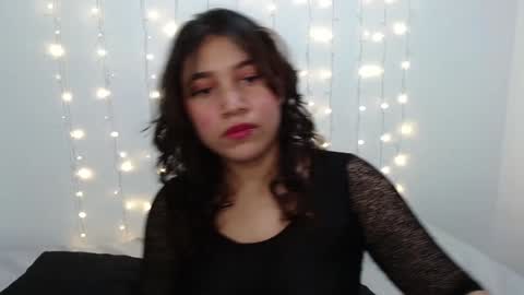 Snapshot of miss_rose1 chatting on January 2025 03:51:01 PM ROS online show from January 2025 03:51:01 PM