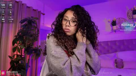 Amy Olivera online show from September 2025 01:27:01 PM