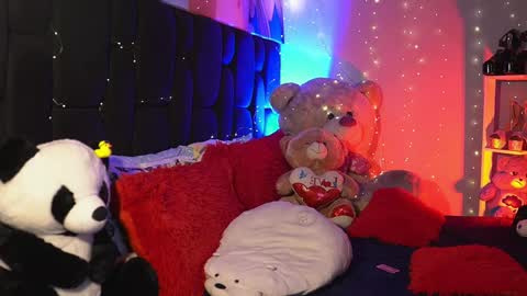 Snapshot of miss_sophie98 chatting on January 2025 02:57:01 AM Sophie Cardenas ..... independent model online show from January 2025 02:57:01 AM