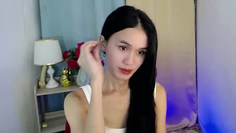 Snapshot of miss_sunshinex chatting on February 2025 06:56:02 AM Shine online show from February 2025 06:56:02 AM