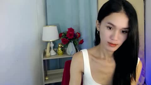 Snapshot of miss_sunshinex chatting on February 2025 09:58:01 AM Shine online show from February 2025 09:58:01 AM