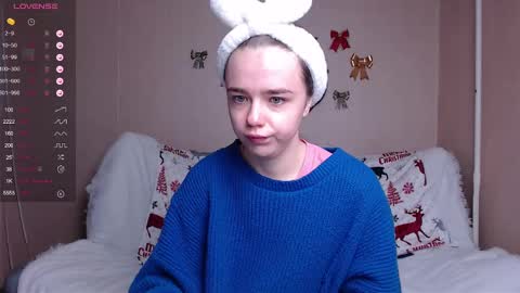 Snapshot of miss_sweetbb chatting on December 2024 02:52:01 AM Bella online show from December 2024 02:52:01 AM