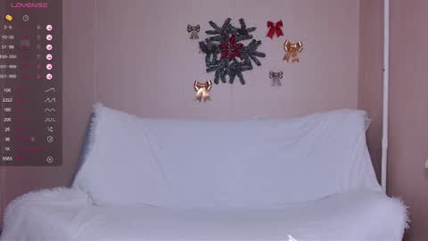 Snapshot of miss_sweetbb chatting on January 2025 02:50:02 AM Bella online show from January 2025 02:50:02 AM