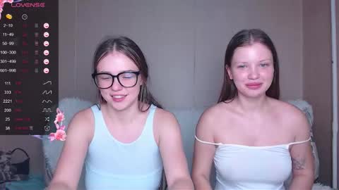 Snapshot of miss_sweetbb chatting on September 2025 05:34:01 PM Bella online show from September 2025 05:34:01 PM