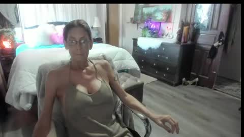 Snapshot of miss_trixie chatting on July 2026 04:34:02 PM Trixie007 online show from July 2026 04:34:02 PM