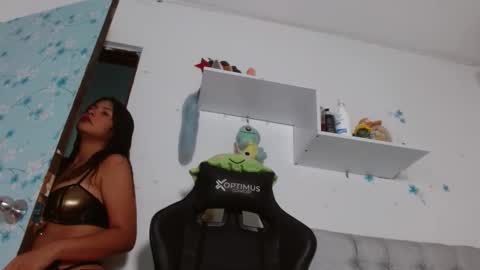 hanna    online show from January 2026 01:21:02 AM