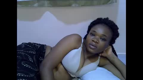 Snapshot of miss_velour chatting on May 2026 05:35:01 AM miss_velour online show from May 2026 05:35:01 AM