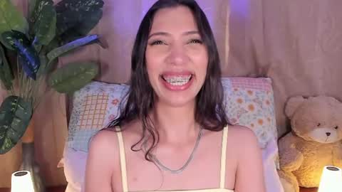 Snapshot of miss_veronica2 chatting on July 2026 01:14:02 PM Miss Veronica online show from July 2026 01:14:02 PM