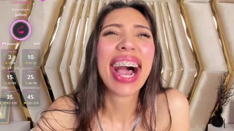 Snapshot of miss_veronicaa chatting on December 2024 02:38:01 PM Veronica summer 7AM to 1500 PM hour GMT-5 online show from December 2024 02:38:01 PM