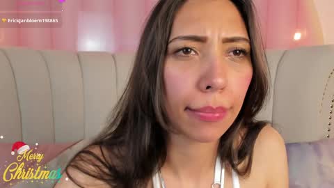 Snapshot of miss_veronicaa chatting on December 2024 05:44:02 PM Veronica summer 7AM to 1500 PM hour GMT-5 online show from December 2024 05:44:02 PM
