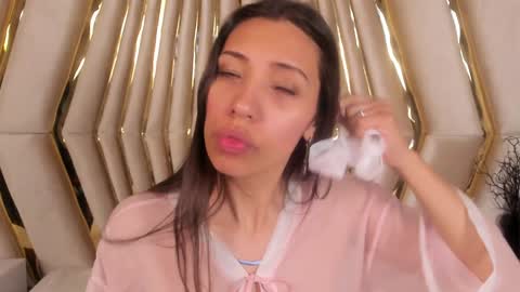 Snapshot of miss_veronicaa chatting on January 2025 05:50:01 PM Veronica summer 7AM to 1500 PM hour GMT-5 online show from January 2025 05:50:01 PM