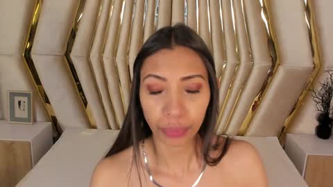 Snapshot of miss_veronicaa chatting on January 2025 11:37:01 AM Veronica summer 7AM to 1500 PM hour GMT-5 online show from January 2025 11:37:01 AM