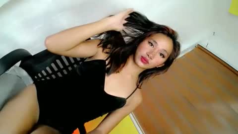 Snapshot of miss_wendy69 chatting on May 2026 12:44:02 PM miss_wendy69 online show from May 2026 12:44:02 PM